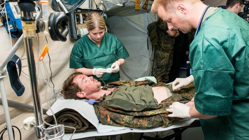 Die in Feldkirchen stationierten Soldaten verfügen über medizinisches Know-how in Krisensituationen. Damit sind sie wertvolle Helfer in der Corona-Pandemie.