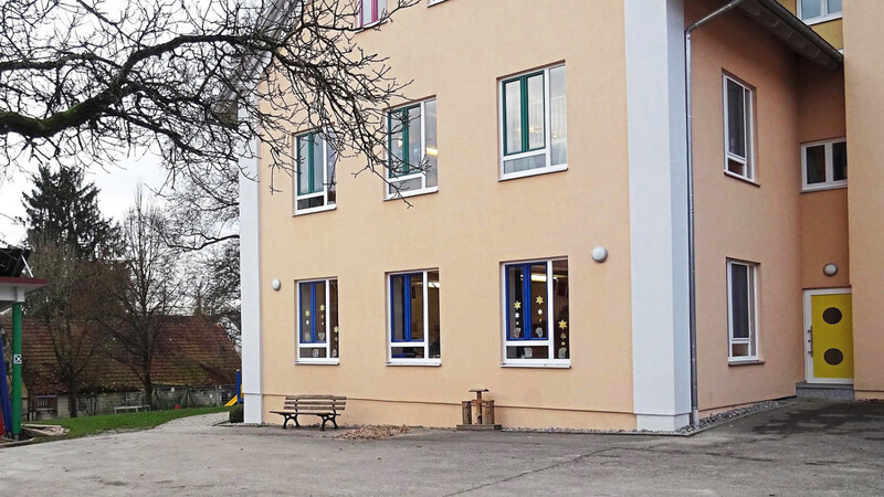Wird ab Februar wohl dreigruppig: Der Kindergarten "Bunte Welt" in Tegernbach. Der Gemeinderat billigte jetzt die dazugehörige Personalaufstockung.