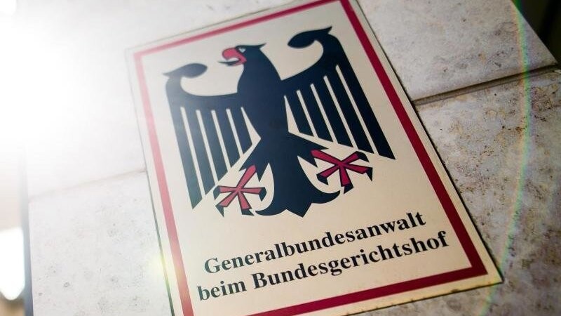 Im Fall des seit Ende August in U-Haft sitzenden Islamisten hat der Generalbundesanwalt die Ermittlungen übernommen.