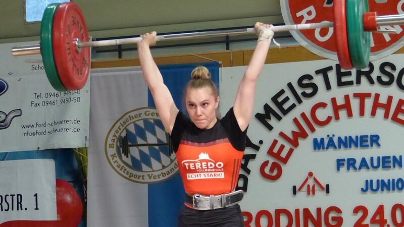 Annika Pilz rutschte bei ihrer dritten Europameisterschaft um ein Kilogramm am Titel im Zweikampf vorbei und musste sich mit Silber begnügen. Im Reißen gewann sie jedoch Gold.