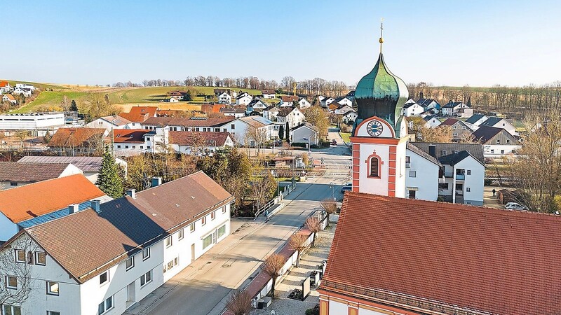 So idyllisch könnte es der neue Doktor im Ort Langenbach im Landkreis Freising mit rund 4.200 Einwohnern haben.