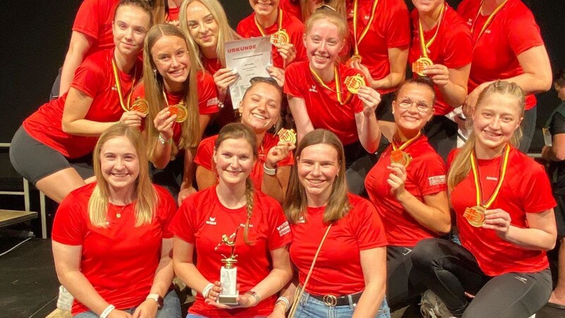 Erneut deutscher Meister sind die TGM-Juniorinnen, sie verteidigten erfolgreich den Titel.