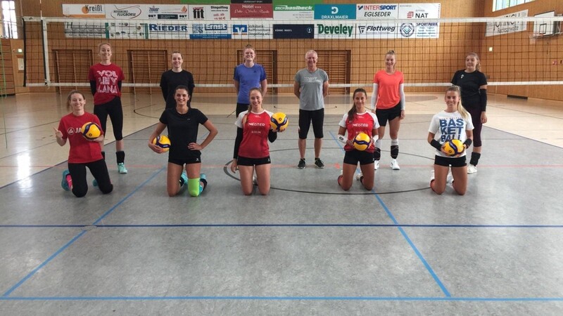 Die Mannschaft des TV Dingolfing für die Saison 2020/21 in der 2.Volleyball-Bundesliga Süd der Damen.