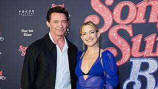 Kate Hudson und Hugh Jackman bei der Europapremiere des Films «Song Sung Blue». Kate Hudson und Hugh Jackman bei der Europapremiere des Films «Song Sung Blue».