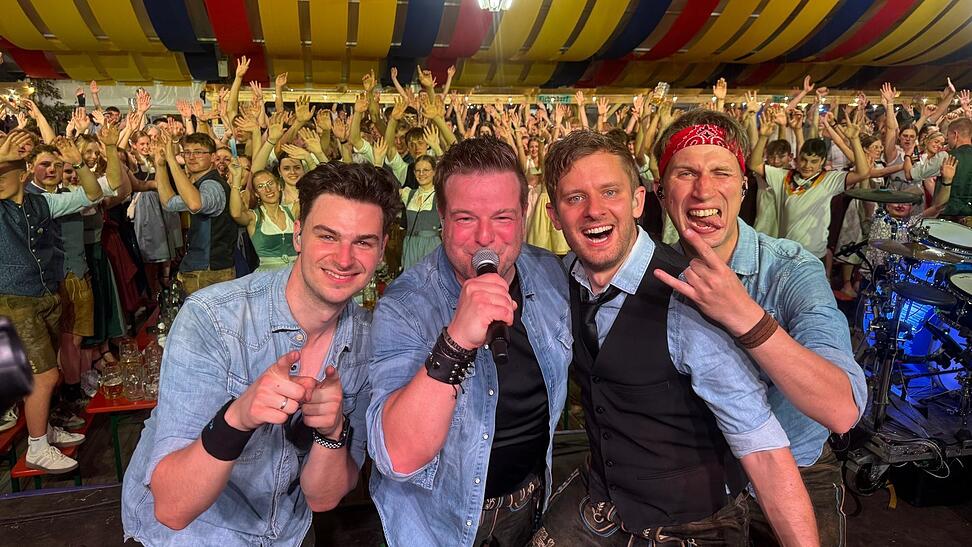 Eindrücke vom Volksfestsamstag. Eindrücke vom Volksfestsamstag.