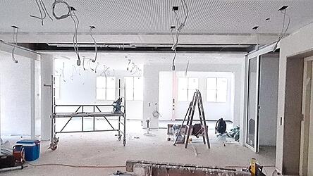 Der Empfangsbereich wird heller und anders aufgeteilt als früher. Der Empfangsbereich wird heller und anders aufgeteilt als früher.