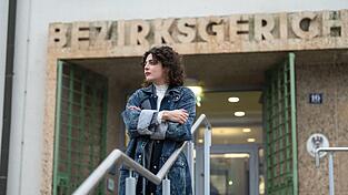 Anna Werner Friedmann hat laut Gericht einem Kollegen auf der Bühne zu fest in den Po gebissen Anna Werner Friedmann hat laut Gericht einem Kollegen auf der Bühne zu fest in den Po gebissen