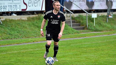 Seebachs Alexander Wittenzellner musste schon früh wegen Beschwerden an der Leiste raus, er steht aber für die Relegation zur Verfügung. Seebachs Alexander Wittenzellner musste schon früh wegen Beschwerden an der Leiste raus, er steht aber für die Relegation zur Verfügung.