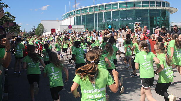 Die ersten Fotos vom 15. Herzogstadtlauf. Die ersten Fotos vom 15. Herzogstadtlauf.