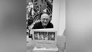 Hans Vicari bei der Präsentation seines letzten Buches. Hans Vicari bei der Präsentation seines letzten Buches.