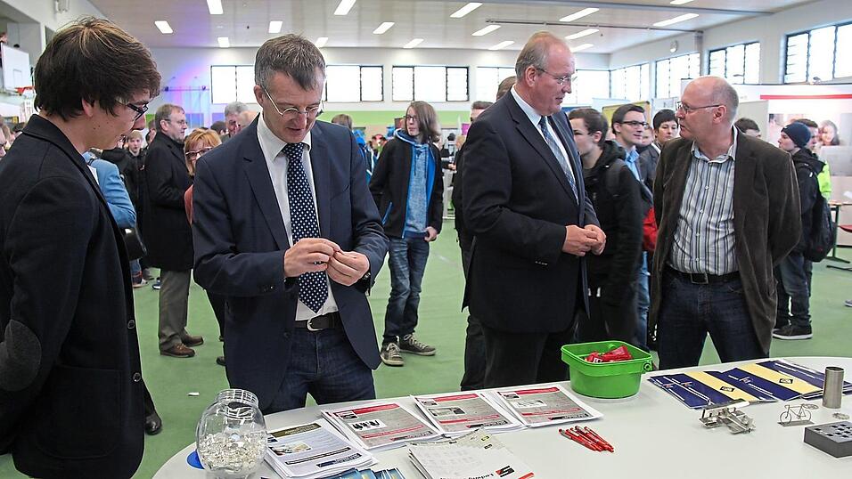 2016 fand die AZUBI live schon einmal in Waldmünchen statt. 2016 fand die AZUBI live schon einmal in Waldmünchen statt.