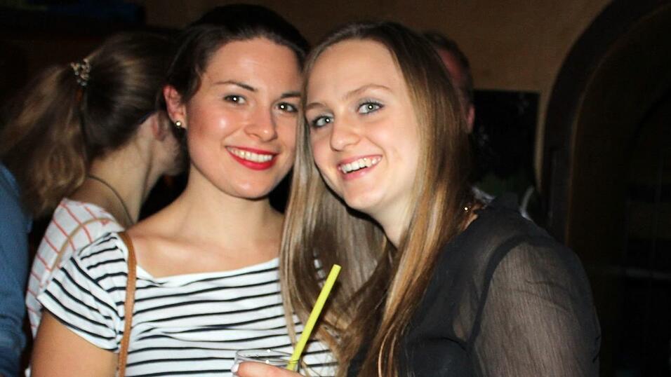 19 Jahre Beatschuppen Landshut! Das wurde am Freitag mit einer Schlagerparty gefeiert. 19 Jahre Beatschuppen Landshut! Das wurde am Freitag mit einer Schlagerparty gefeiert.