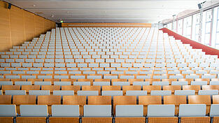 Bald geht es wieder los an den Unis! Bald geht es wieder los an den Unis!