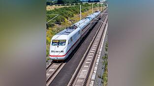 Auch die Deutsche Bahn testet den Siemens-Hochgeschwindigkeitszug Velaro Novo. (Archiv) Auch die Deutsche Bahn testet den Siemens-Hochgeschwindigkeitszug Velaro Novo. (Archiv)