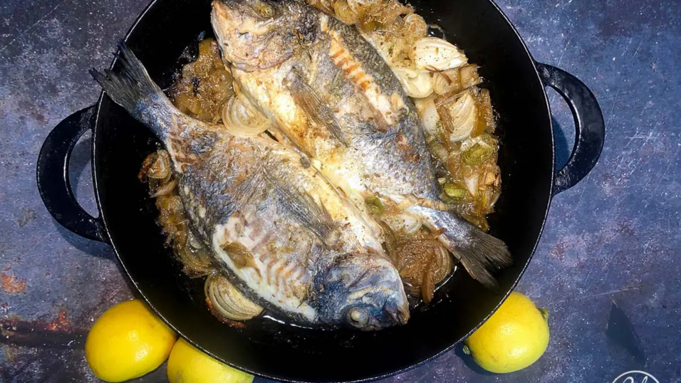 Und so sieht sie aus, die leckere Dorade aus dem Backofen. Ein Rezept von cooknsoul.de Und so sieht sie aus, die leckere Dorade aus dem Backofen. Ein Rezept von cooknsoul.de