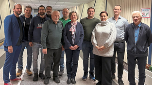 Die Bewerber und Ersatzbewerber der Liste SPD - Unabhängige Bürger wollen sich ehrenamtlich für die Gemeinde engagieren. Die Bewerber und Ersatzbewerber der Liste SPD - Unabhängige Bürger wollen sich ehrenamtlich für die Gemeinde engagieren.