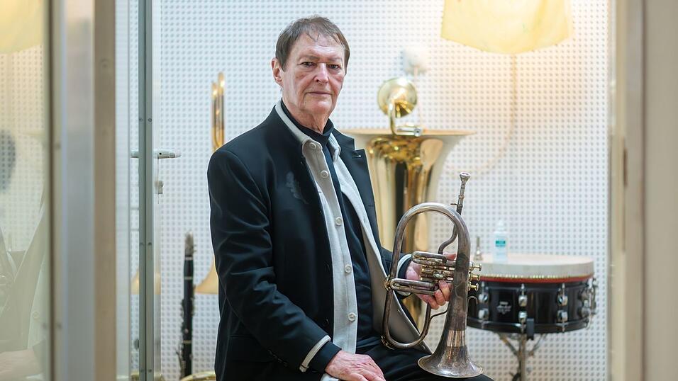 Hans-Jürgen Buchner von der Musikgruppe Haindling hat die Sommertournee 2026 abgesagt. (Archivbild) Hans-Jürgen Buchner von der Musikgruppe Haindling hat die Sommertournee 2026 abgesagt. (Archivbild)