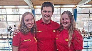 Sie waren die fleißigsten Schwimmer: Julia Stoiber (links), Alexander Engert, Maria Reichl Sie waren die fleißigsten Schwimmer: Julia Stoiber (links), Alexander Engert, Maria Reichl