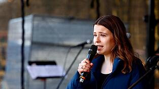 Neubauers Vater starb 2016, als sie 19 Jahre alt war, an Krebs. (Archivbild) Neubauers Vater starb 2016, als sie 19 Jahre alt war, an Krebs. (Archivbild)