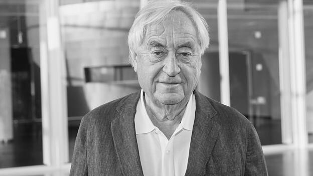 Der niederländische Schriftsteller Cees Nooteboom ist tot. Der niederländische Schriftsteller Cees Nooteboom ist tot.