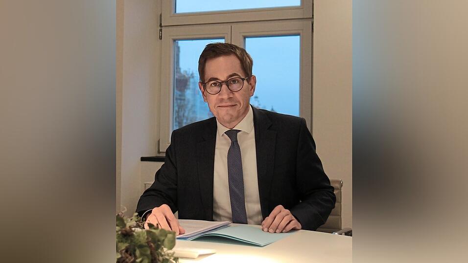 Notar Christian Steer Notar Christian Steer