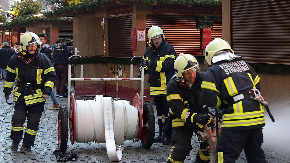 Heute vor acht Jahren, am 25. November, brannte das Straubinger Rathaus ab. Heute vor acht Jahren, am 25. November, brannte das Straubinger Rathaus ab.