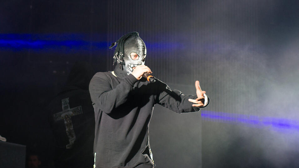 Impressionen vom ersten Tag des Pfingst-Open Airs in Salching. (Fotos: Regina Hölzel) Impressionen vom ersten Tag des Pfingst-Open Airs in Salching. (Fotos: Regina Hölzel)