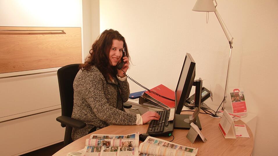 Elena Ströher stellt Kunden auf Wunsch eine komplette Reise zusammen. Elena Ströher stellt Kunden auf Wunsch eine komplette Reise zusammen.