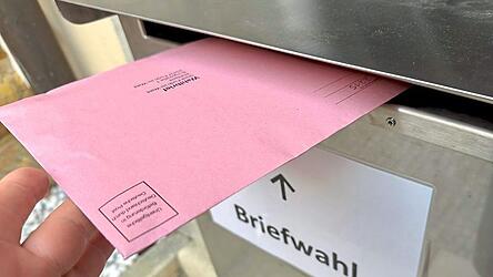 Der extra für die Wahl eingerichtete zweite Rathaus-Briefkasten war in den vergangenen Tagen immer gut gefüllt. Der extra für die Wahl eingerichtete zweite Rathaus-Briefkasten war in den vergangenen Tagen immer gut gefüllt.