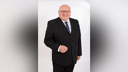 Gerhard Krampfl verlässt die Freien Wähler. Gerhard Krampfl verlässt die Freien Wähler.