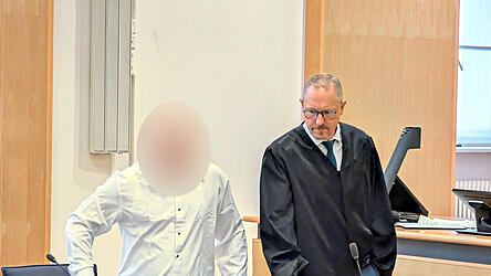 Pflichtverteidiger Jörg Meyer trug die Gegendarstellung seines Mandanten vor. Pflichtverteidiger Jörg Meyer trug die Gegendarstellung seines Mandanten vor.