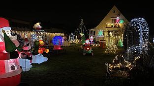 Das Haus von Marion Klimm in der Frühlingsstraße wird von den Plattlingern und vor allem deren Kindern jeden Abend besucht. Das Haus von Marion Klimm in der Frühlingsstraße wird von den Plattlingern und vor allem deren Kindern jeden Abend besucht.