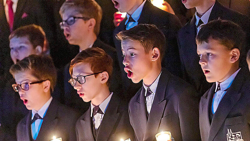 Der Knabenchor der Domspatzen, hier bei einem der letzten Weihnachtskonzerte. Der Knabenchor der Domspatzen, hier bei einem der letzten Weihnachtskonzerte.