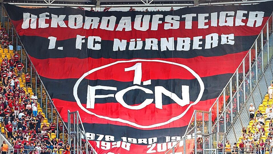 'Rekordaufsteiger' - auch die Fans des 1. FC Nürnberg in der Hallertau haben dieses Saisonziel nach wie vor im Visier. 'Rekordaufsteiger' - auch die Fans des 1. FC Nürnberg in der Hallertau haben dieses Saisonziel nach wie vor im Visier.