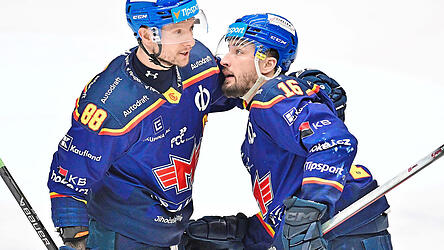 Leistungsträger beim Tigers-Gegner Banes Motor Ceske Budejovice: Michal Bulir (links) und Robert Lantosi. Leistungsträger beim Tigers-Gegner Banes Motor Ceske Budejovice: Michal Bulir (links) und Robert Lantosi.