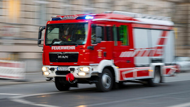 Mehrere Feuerwehren sind zum Einsatz ausgerückt. (Symbolbild) Mehrere Feuerwehren sind zum Einsatz ausgerückt. (Symbolbild)
