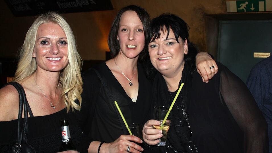 19 Jahre Beatschuppen Landshut! Das wurde am Freitag mit einer Schlagerparty gefeiert. 19 Jahre Beatschuppen Landshut! Das wurde am Freitag mit einer Schlagerparty gefeiert.