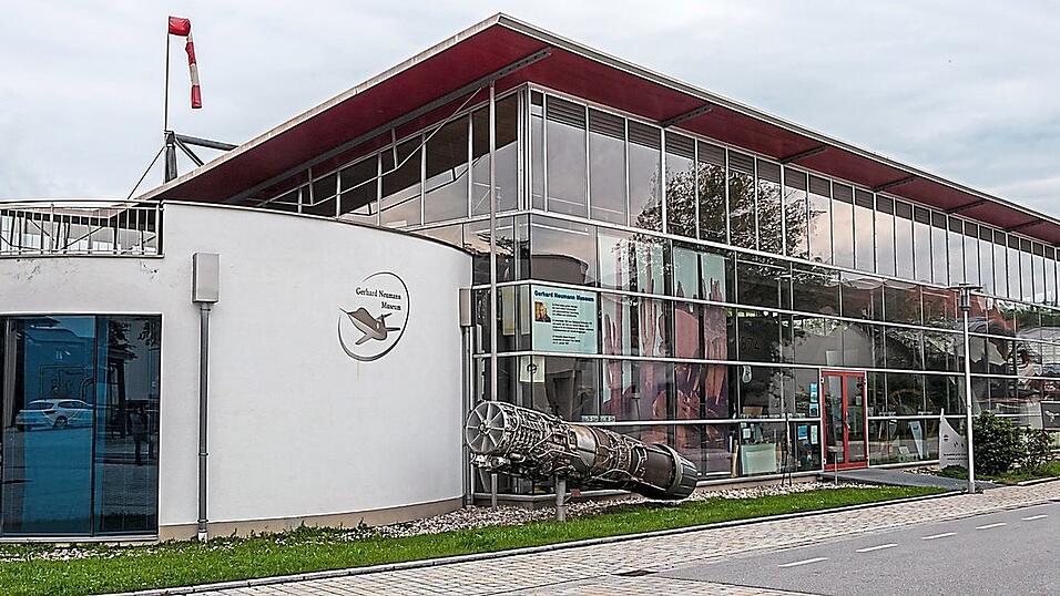 Das Gerhard-Neumann-Museum in Niederalteich hat Gründer Josef Voggenreiter dem Erfinder des modernen Strahltriebwerks gewidmet. Das Gerhard-Neumann-Museum in Niederalteich hat Gründer Josef Voggenreiter dem Erfinder des modernen Strahltriebwerks gewidmet.