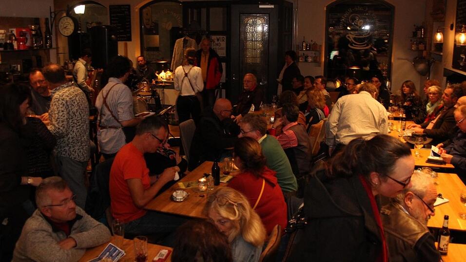 Die Besucher waren von der Freisinger Nacht der Musik begeistert. Die Besucher waren von der Freisinger Nacht der Musik begeistert.