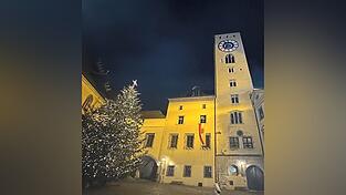 Landet doch noch ein Haushaltskompromiss unter dem Weihnachtsbaum? Landet doch noch ein Haushaltskompromiss unter dem Weihnachtsbaum?