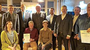 Bei der Jubiläumsveranstaltung werden auch treue Mitglieder geehrt. Bei der Jubiläumsveranstaltung werden auch treue Mitglieder geehrt.