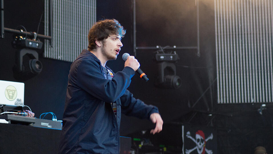 Impressionen vom ersten Tag des Pfingst-Open Airs in Salching. (Fotos: Regina Hölzel) Impressionen vom ersten Tag des Pfingst-Open Airs in Salching. (Fotos: Regina Hölzel)