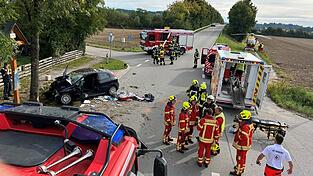 Die Polizei bittet darum, dass sich Zeugen des Unfalls melden. Die Polizei bittet darum, dass sich Zeugen des Unfalls melden.