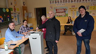 In 100 Tagen öffnen die Wahllokale für die Kommunalwahl. In 100 Tagen öffnen die Wahllokale für die Kommunalwahl.