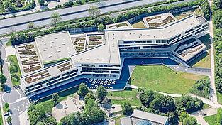 Das Gymnasium Ergolding ging 2013 in Betrieb. Das Gymnasium Ergolding ging 2013 in Betrieb.