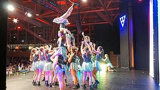 Richtig krachen ließ es die B-Gruppe. Richtig krachen ließ es die B-Gruppe.