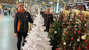 Globus-Baumarktleiter Franz Borst und seine Stellvertreterin Carmen Saxinger geben Einblick in Trends und Hypes, die es nicht nur zur Weihnachtszeit gibt. Globus-Baumarktleiter Franz Borst und seine Stellvertreterin Carmen Saxinger geben Einblick in Trends und Hypes, die es nicht nur zur Weihnachtszeit gibt.