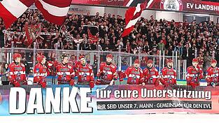 Versöhnliches Ende: Die Fans verabschiedeten den EVL am Mittwoch mit Applaus und Sprechchören in die Sommerpause. Das Team von Coach Uwe Krupp bedankte sich mit einem Banner für die Unterstützung ihrer Anhänger - die selbst in sportlich schwierigen Zeiten zu ihnen hielten. Versöhnliches Ende: Die Fans verabschiedeten den EVL am Mittwoch mit Applaus und Sprechchören in die Sommerpause. Das Team von Coach Uwe Krupp bedankte sich mit einem Banner für die Unterstützung ihrer Anhänger - die selbst in sportlich schwierigen Zeiten zu ihnen hielten.