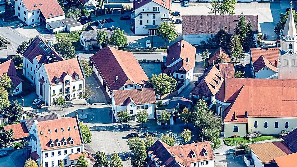 9.800 Wahlberechtigte sind am 8. März in Essenbach aufgerufen, ihre Stimme abzugeben. 9.800 Wahlberechtigte sind am 8. März in Essenbach aufgerufen, ihre Stimme abzugeben.