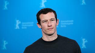 Callum Turner präsentiert seinen neuen Film in Berlin. Callum Turner präsentiert seinen neuen Film in Berlin.